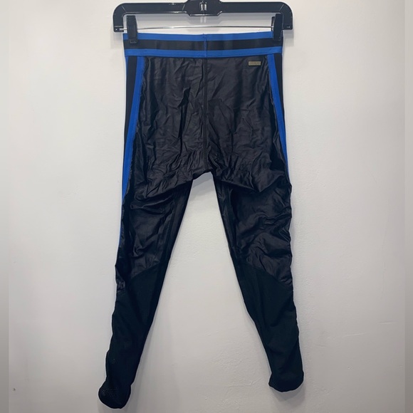 🟣 ALALA - Black and Blue Workout Set - Picture 14 of 16